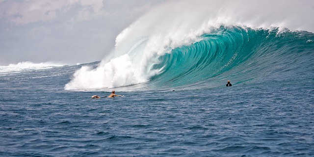 Los Destinos Exóticos más Fascinantes para los Amantes del Surf